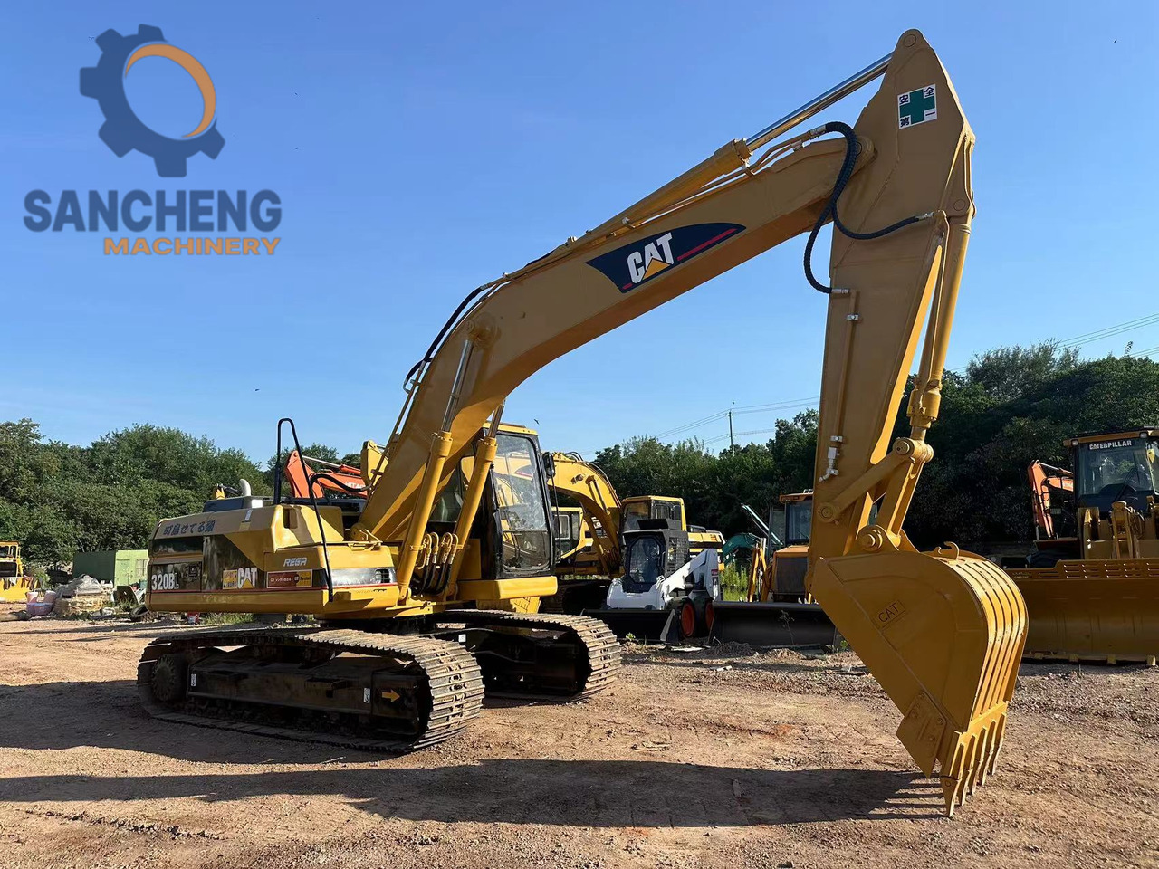 CATERPILLAR 320BL - Pelle sur chenille: photos 5 CATERPILLAR 320BL - Pelle sur chenille: photos 5