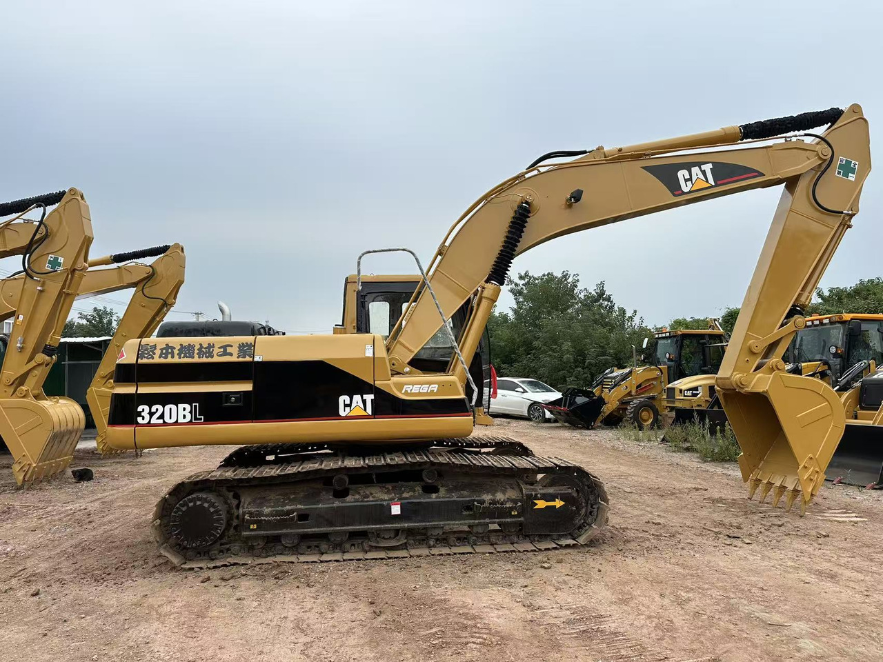 CATERPILLAR 320BL crawler excavator - Pelle: photos 2 CATERPILLAR 320BL crawler excavator - Pelle: photos 2
