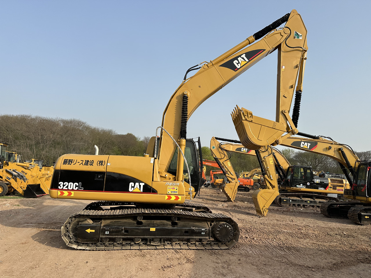 CATERPILLAR 320C - Pelle sur chenille: photos 1 CATERPILLAR 320C - Pelle sur chenille: photos 1