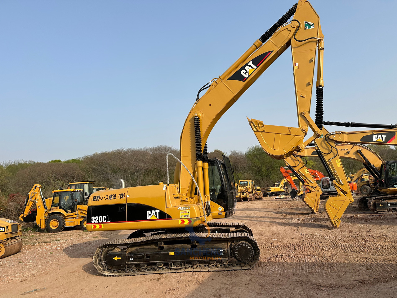 CATERPILLAR 320CL - Pelle sur chenille: photos 4 CATERPILLAR 320CL - Pelle sur chenille: photos 4