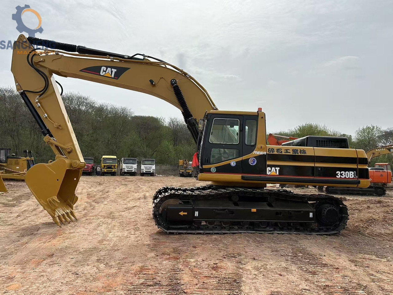 CATERPILLAR 330BL - Pelle sur chenille: photos 5 CATERPILLAR 330BL - Pelle sur chenille: photos 5