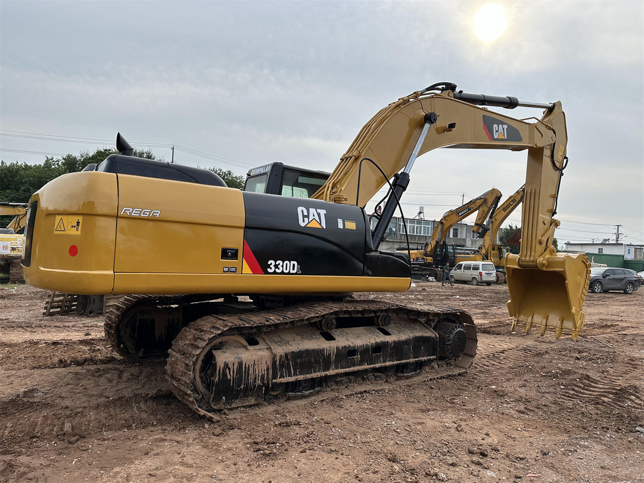 CATERPILLAR 330D - Pelle sur chenille: photos 1 CATERPILLAR 330D - Pelle sur chenille: photos 1