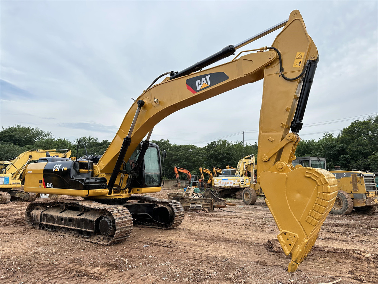 CATERPILLAR 330D - Pelle sur chenille: photos 2 CATERPILLAR 330D - Pelle sur chenille: photos 2