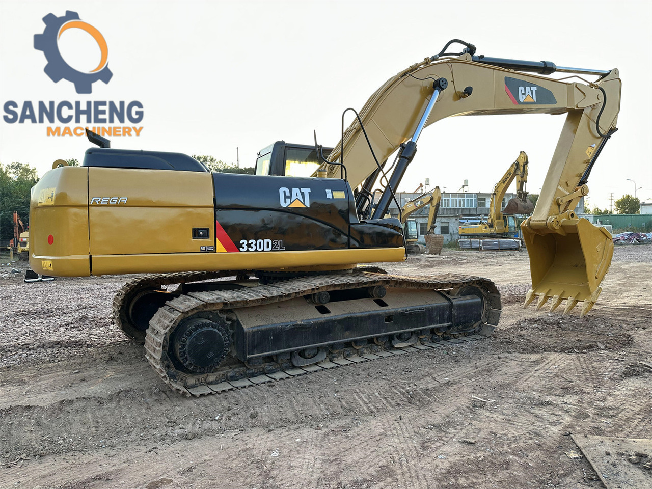 CATERPILLAR 330D2L - Pelle sur chenille: photos 2 CATERPILLAR 330D2L - Pelle sur chenille: photos 2