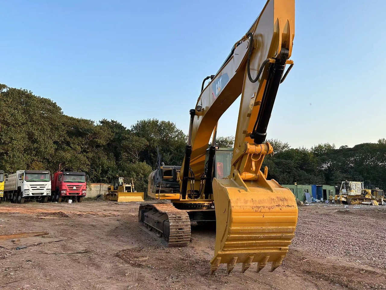 Pelle sur chenille CATERPILLAR 330D2L excavator: photos 6
