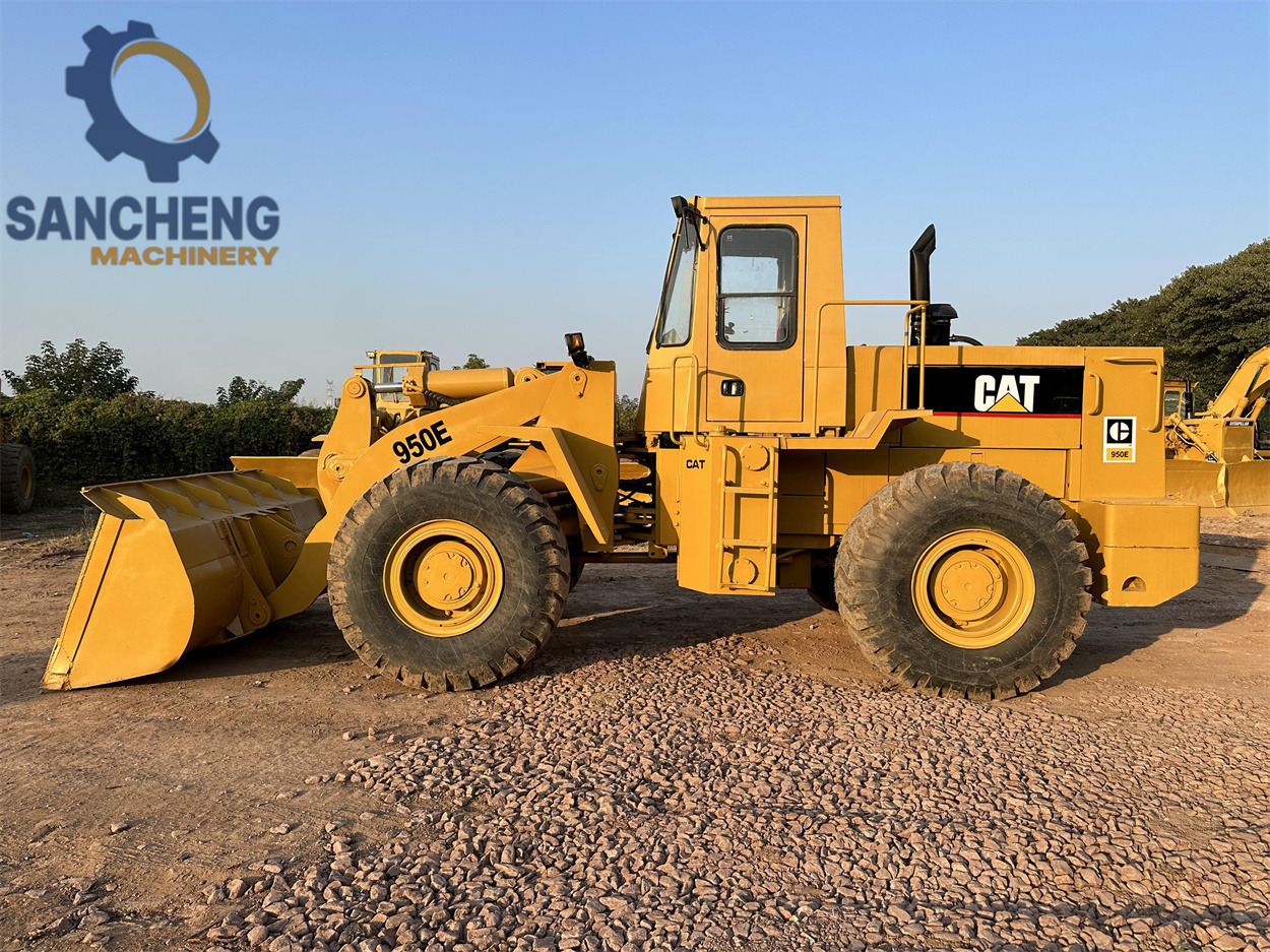 CATERPILLAR 950E - Chargeuse sur pneus: photos 1 CATERPILLAR 950E - Chargeuse sur pneus: photos 1