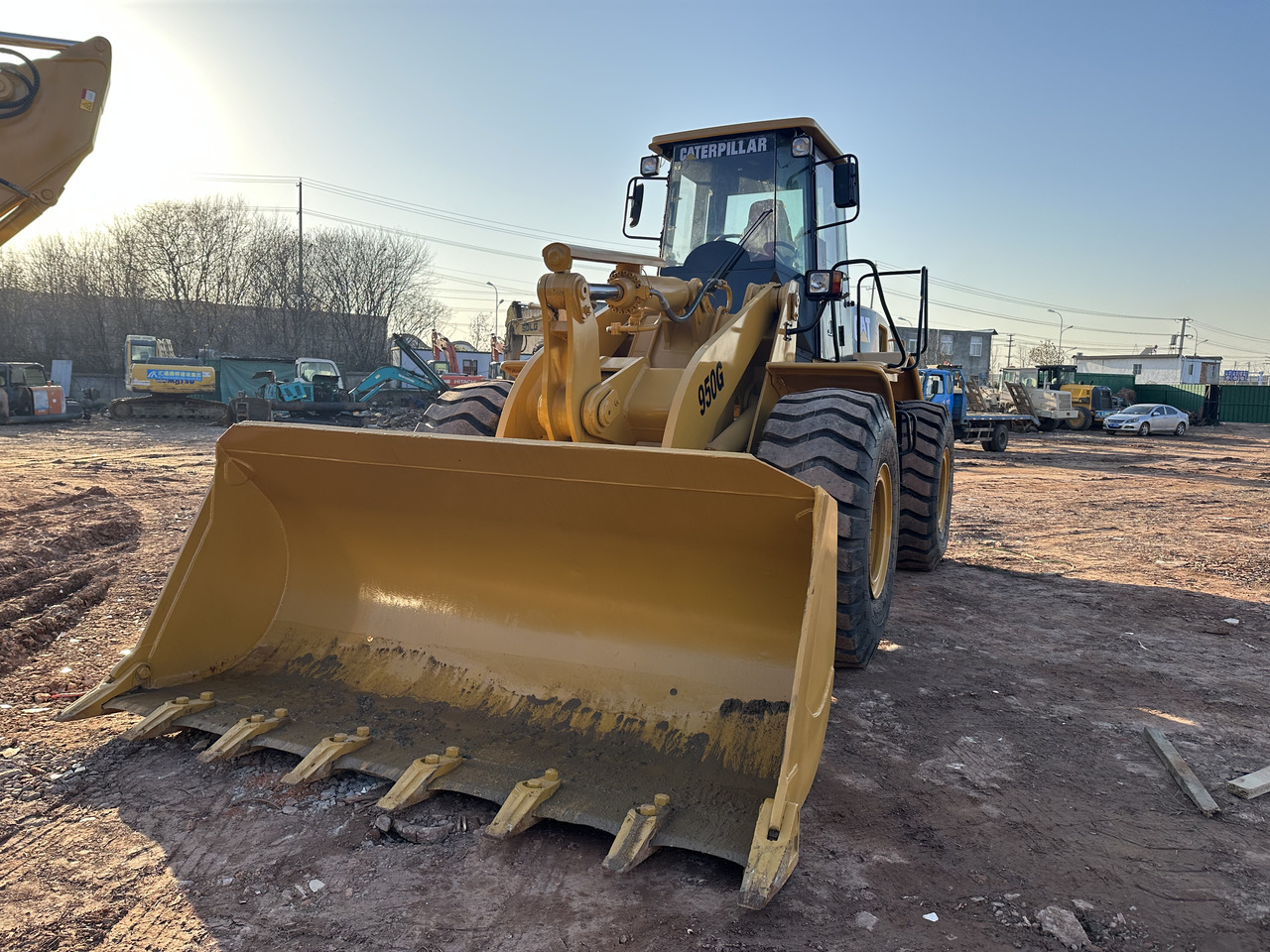 CATERPILLAR 950G - Chargeuse sur pneus: photos 3 CATERPILLAR 950G - Chargeuse sur pneus: photos 3