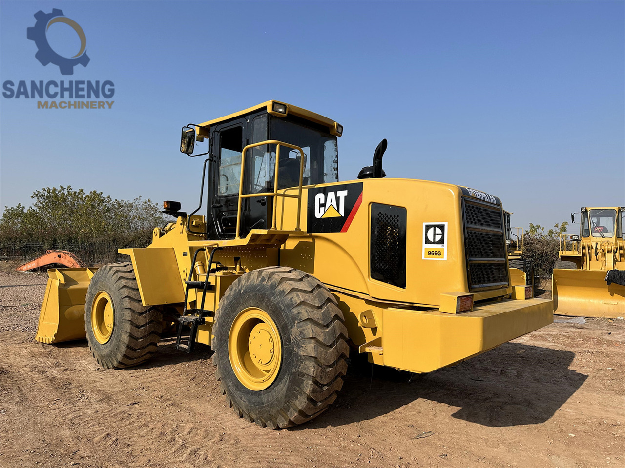 CATERPILLAR 966G - Chargeuse sur pneus: photos 3 CATERPILLAR 966G - Chargeuse sur pneus: photos 3
