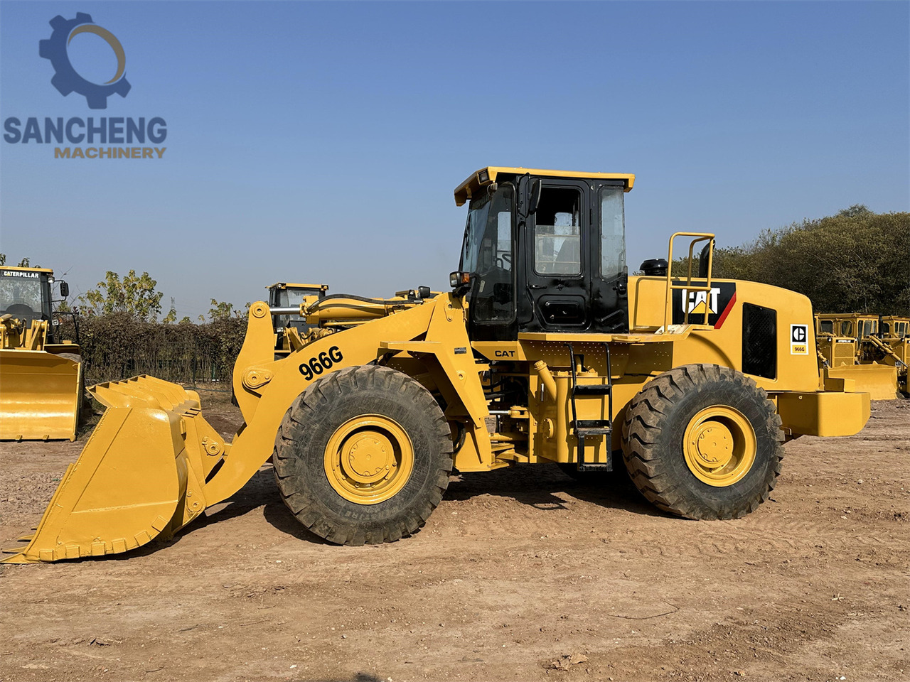 CATERPILLAR 966G - Chargeuse sur pneus: photos 1 CATERPILLAR 966G - Chargeuse sur pneus: photos 1