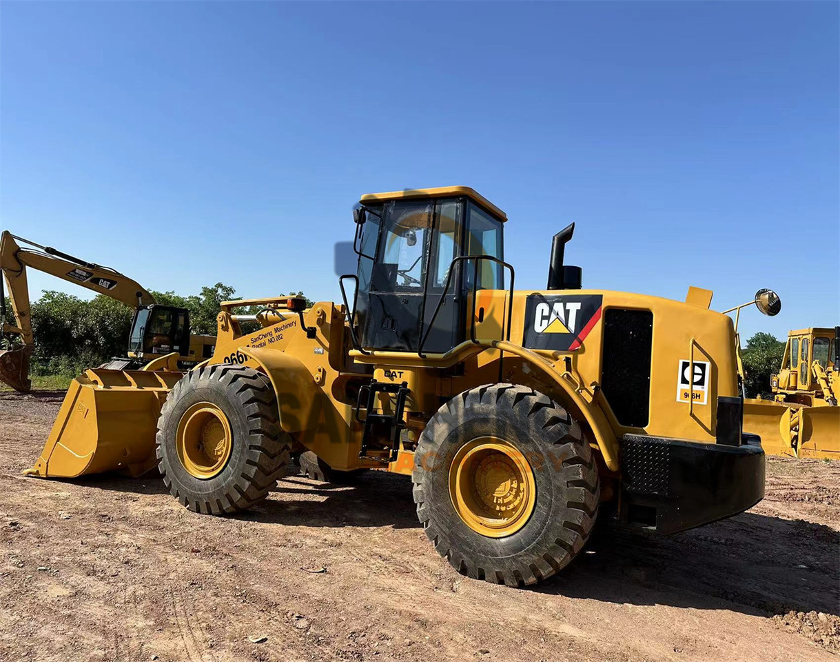 CATERPILLAR 966H - Chargeuse sur pneus: photos 4 CATERPILLAR 966H - Chargeuse sur pneus: photos 4