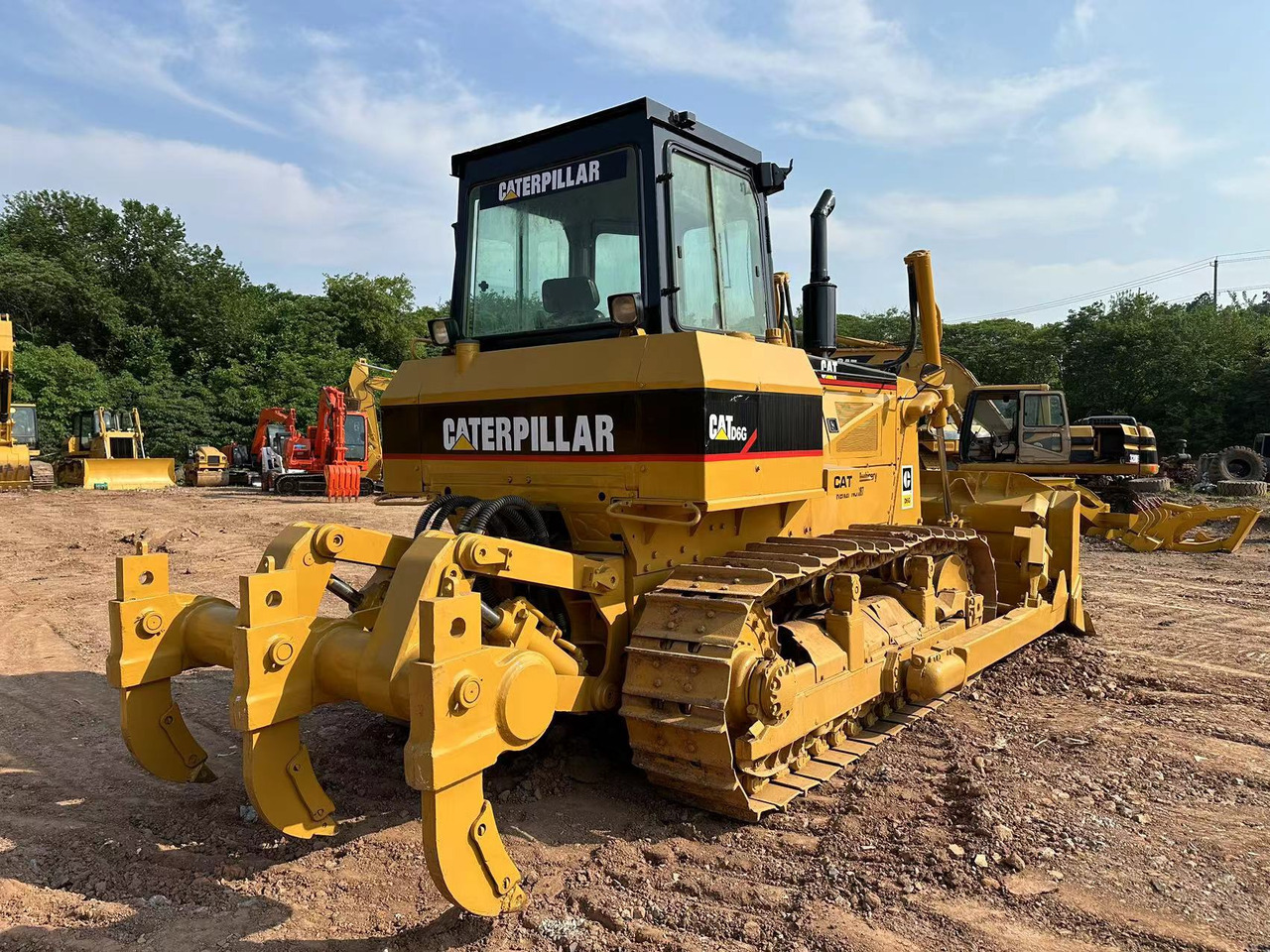 CATERPILLAR D6G Crawler Dozer - Bulldozer: photos 3 CATERPILLAR D6G Crawler Dozer - Bulldozer: photos 3