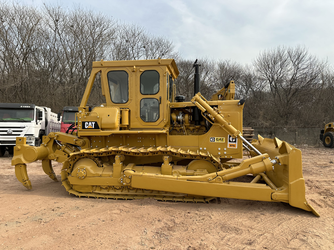 CATERPILLAR D7G - Bulldozer: photos 3 CATERPILLAR D7G - Bulldozer: photos 3