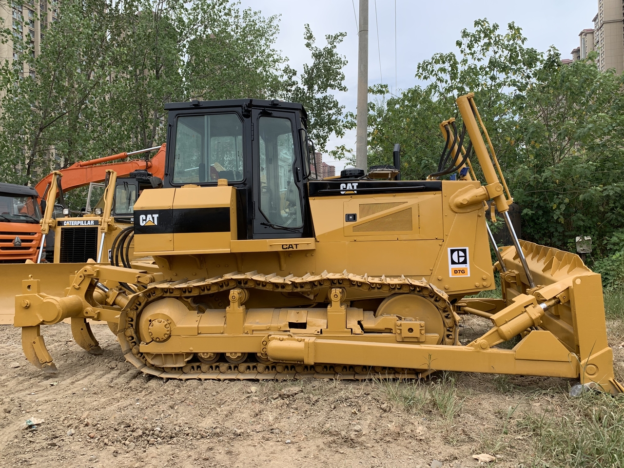 CATERPILLAR D7G - Bulldozer: photos 2 CATERPILLAR D7G - Bulldozer: photos 2