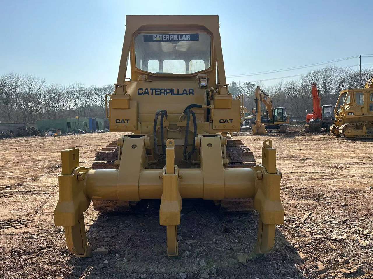CATERPILLAR D8K - Bulldozer: photos 3 CATERPILLAR D8K - Bulldozer: photos 3
