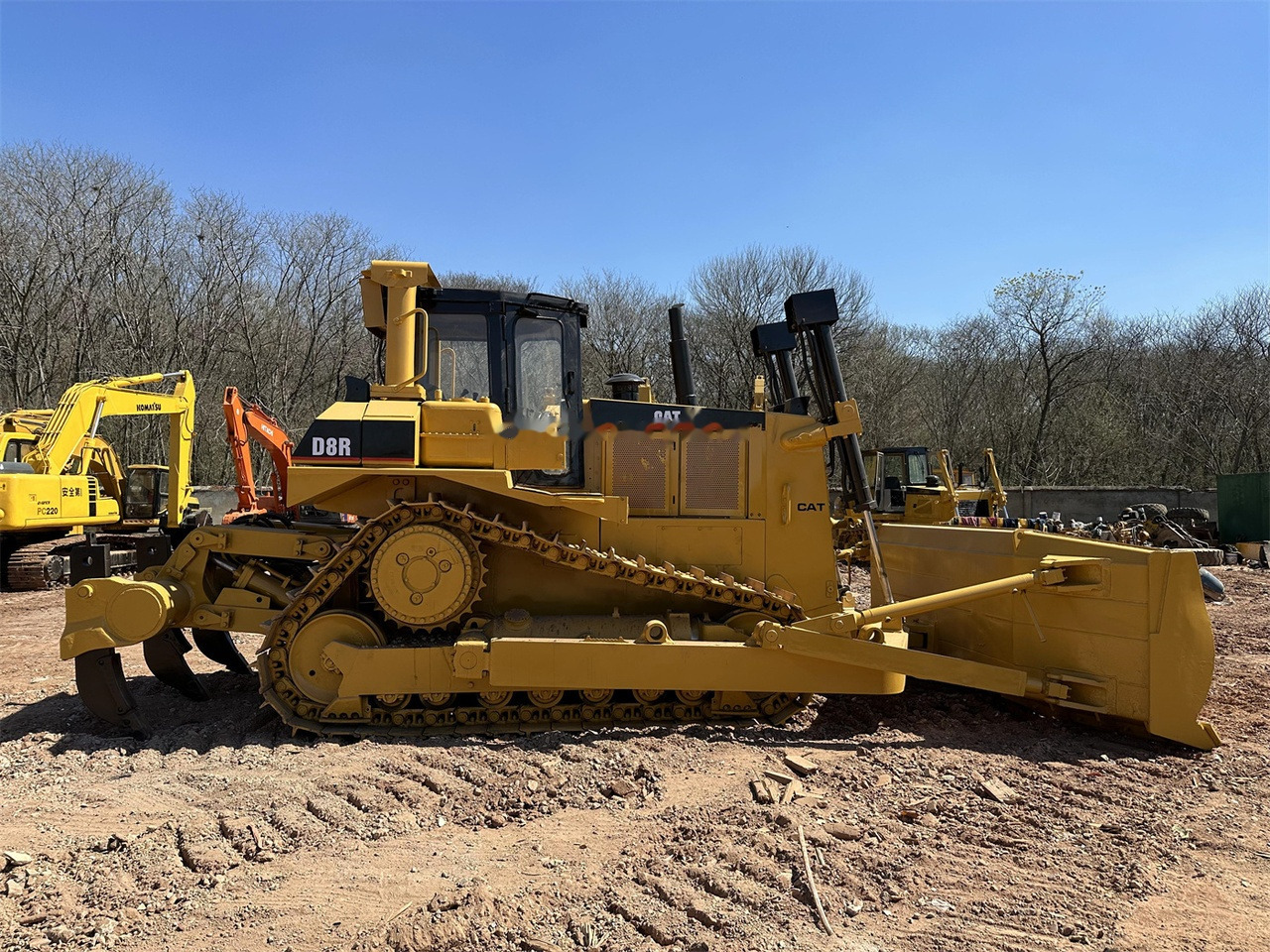 CATERPILLAR D8R - Bulldozer: photos 4 CATERPILLAR D8R - Bulldozer: photos 4