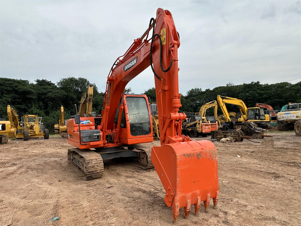 Pelle sur chenille DOOSAN DX120: photos 6