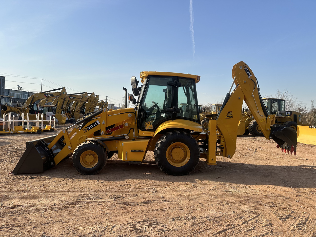 JCB 3CX - Tractopelle: photos 3 JCB 3CX - Tractopelle: photos 3