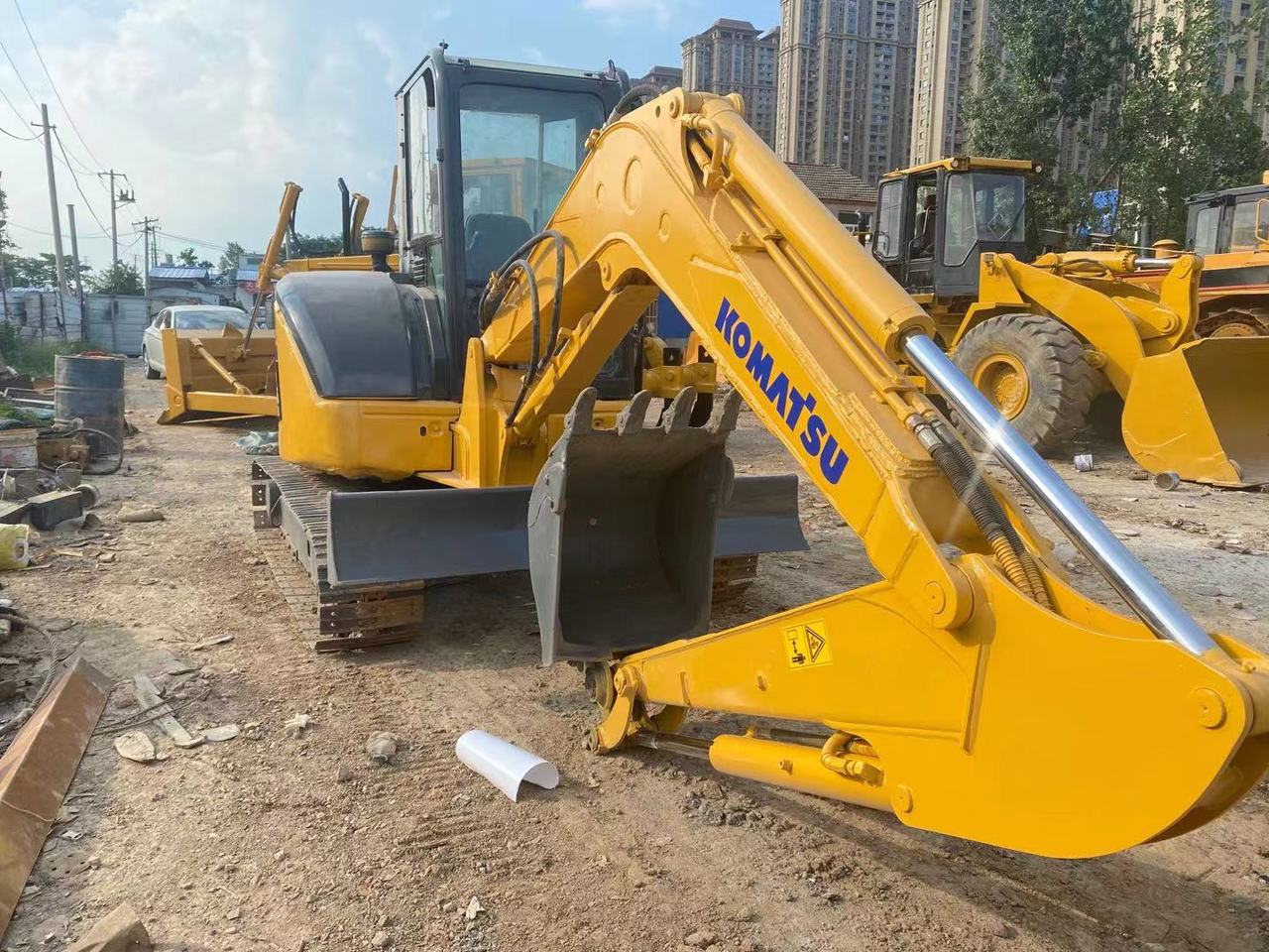 KOMATSU PC55MR - Mini pelle: photos 5 KOMATSU PC55MR - Mini pelle: photos 5