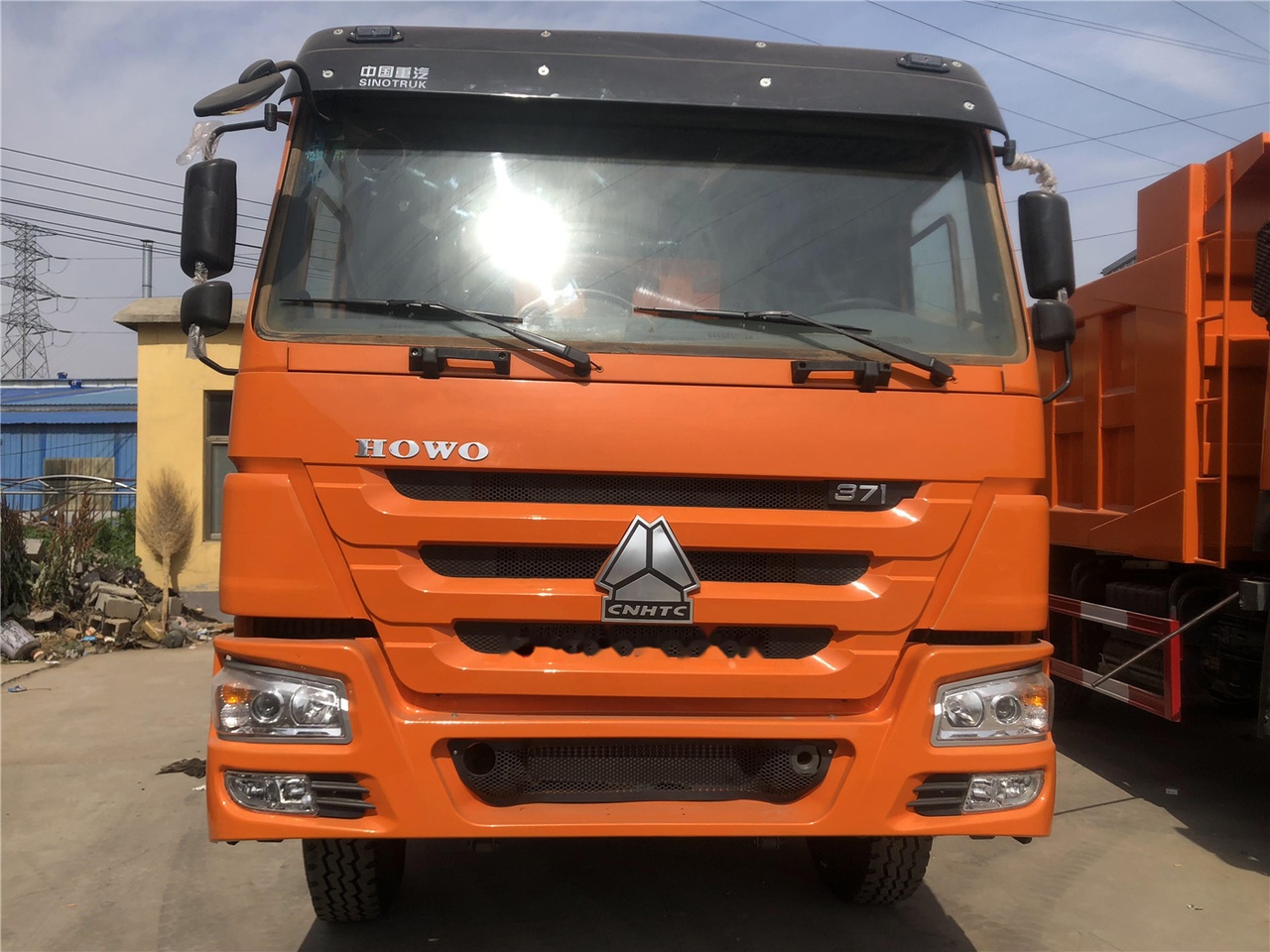 SINOTRUK HOWO 371 Dump truck - Camion benne: photos 2 SINOTRUK HOWO 371 Dump truck - Camion benne: photos 2