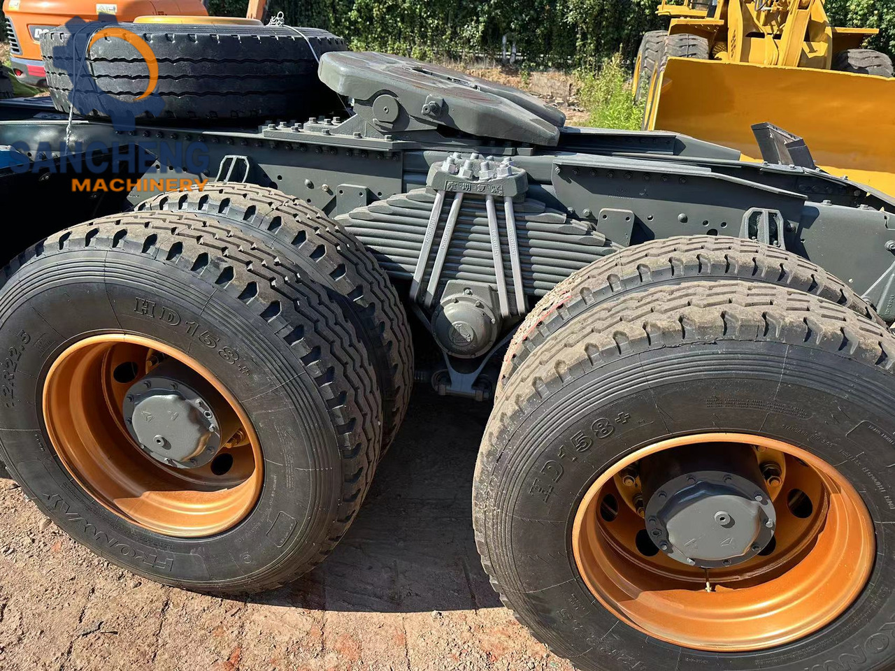 Tracteur routier SINOTRUK HOWO Truck Head 371: photos 7