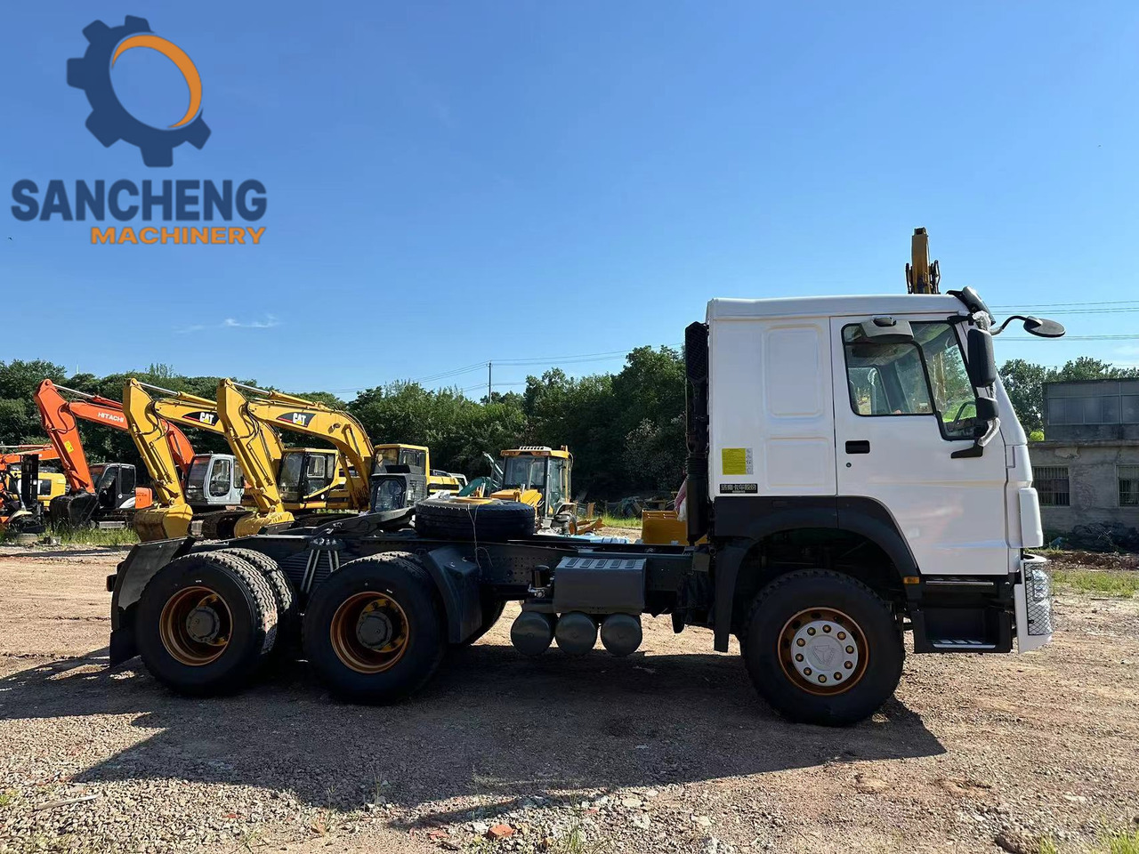 SINOTRUK HOWO Truck Head 371hp 6x4 - Tracteur routier: photos 4 SINOTRUK HOWO Truck Head 371hp 6x4 - Tracteur routier: photos 4