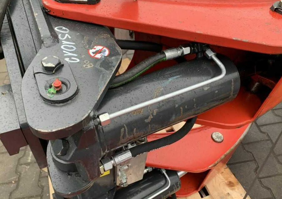 Bolzoni AR-33RJ0-13 - Pinces pour Chariot élévateur: photos 1 Bolzoni AR-33RJ0-13 - Pinces pour Chariot élévateur: photos 1