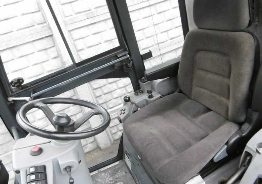 Balayeuse de voirie Hako CityMaster 1200: photos 7 Balayeuse de voirie Hako CityMaster 1200: photos 7