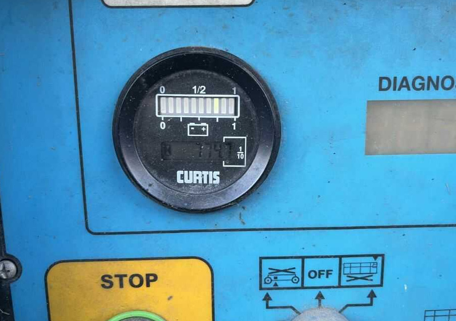 Iteco IT12122 - Nacelle ciseaux: photos 5 Iteco IT12122 - Nacelle ciseaux: photos 5