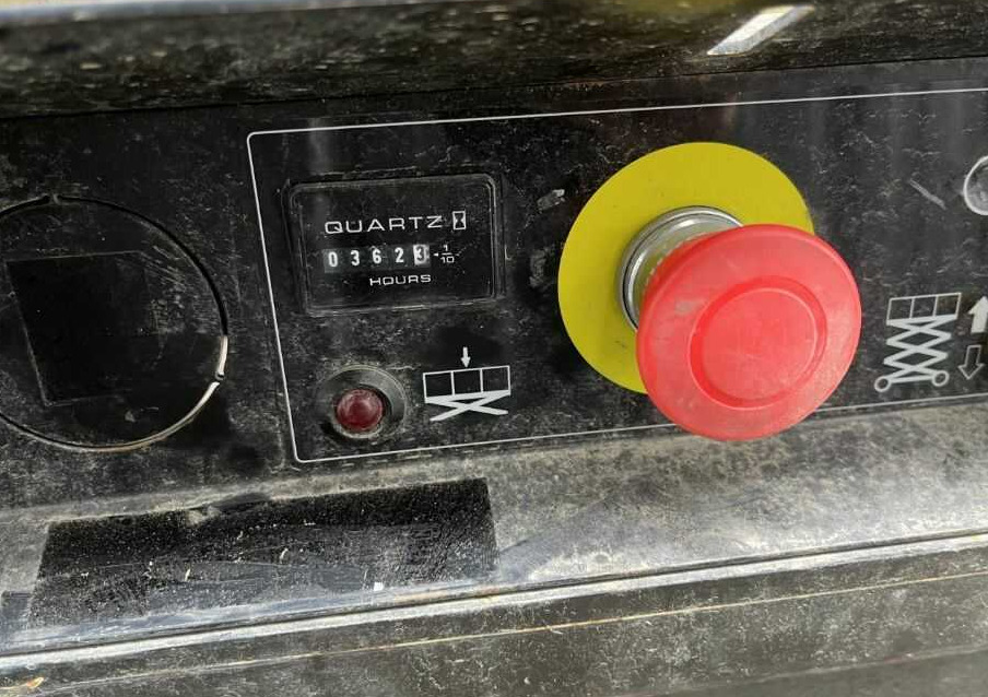 JLG 4045R - Nacelle ciseaux: photos 5 JLG 4045R - Nacelle ciseaux: photos 5