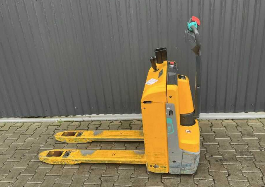 Jungheinrich EJE114 - Transpalette: photos 2 Jungheinrich EJE114 - Transpalette: photos 2