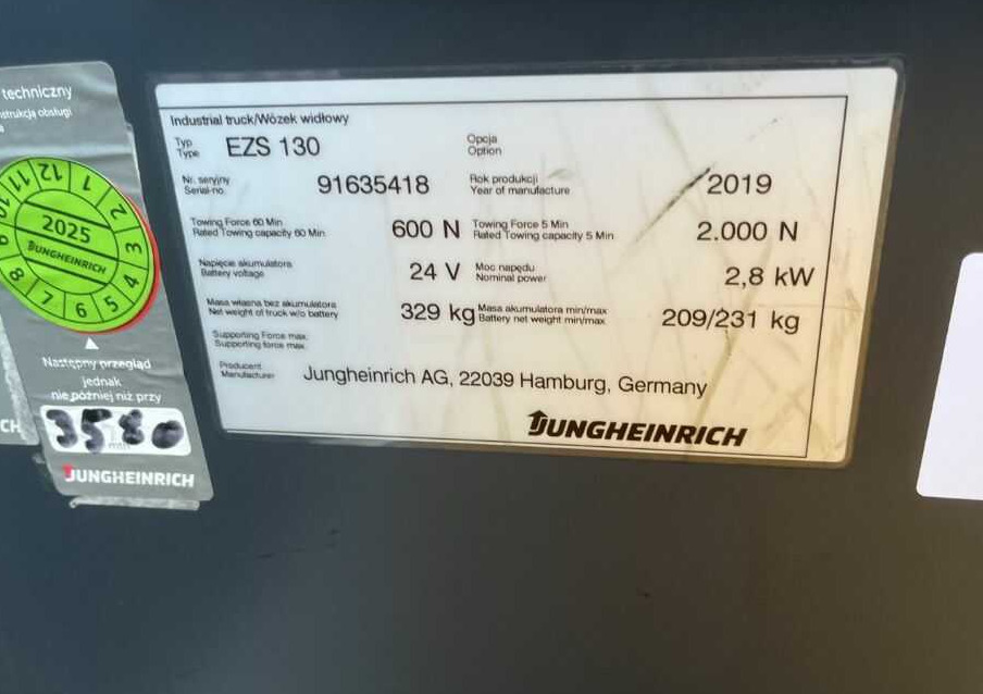 Jungheinrich EZS130 - Chariot tracteur: photos 4 Jungheinrich EZS130 - Chariot tracteur: photos 4
