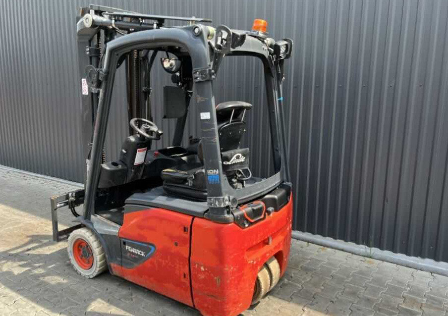 Linde E14-02 - Chariot élévateur électrique: photos 3 Linde E14-02 - Chariot élévateur électrique: photos 3
