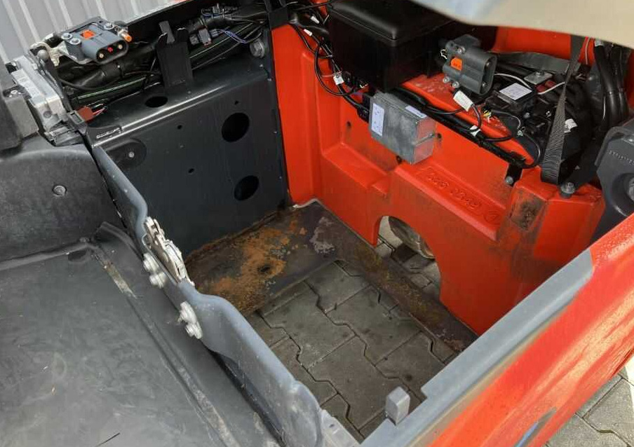 Linde E14-02 - Chariot élévateur électrique: photos 5 Linde E14-02 - Chariot élévateur électrique: photos 5
