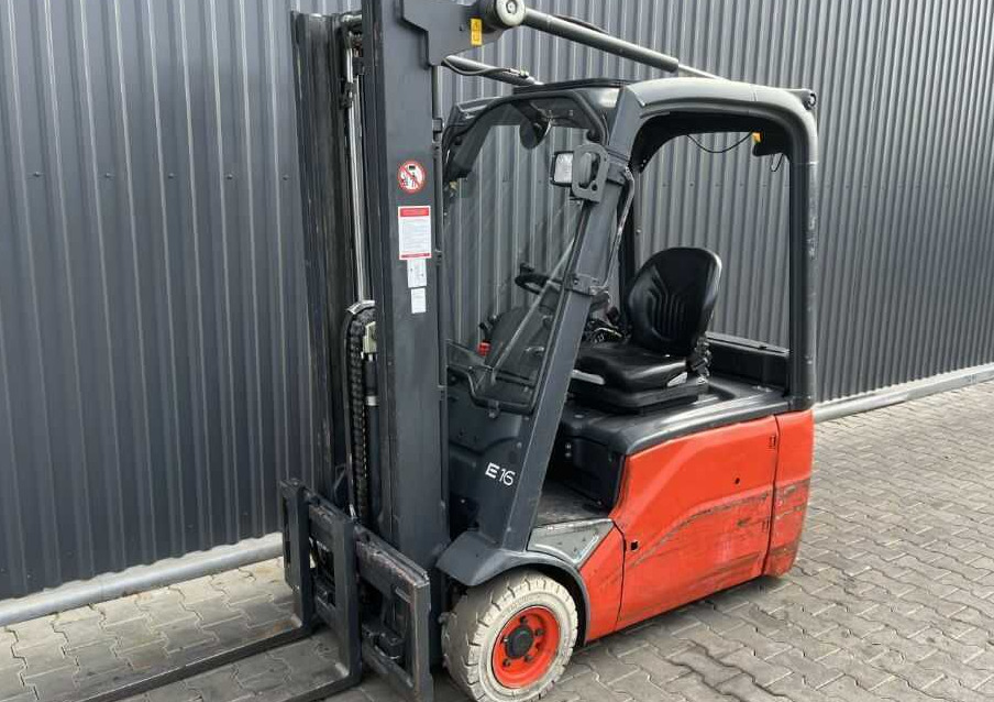 Linde E16-01 - Chariot élévateur électrique: photos 1 Linde E16-01 - Chariot élévateur électrique: photos 1