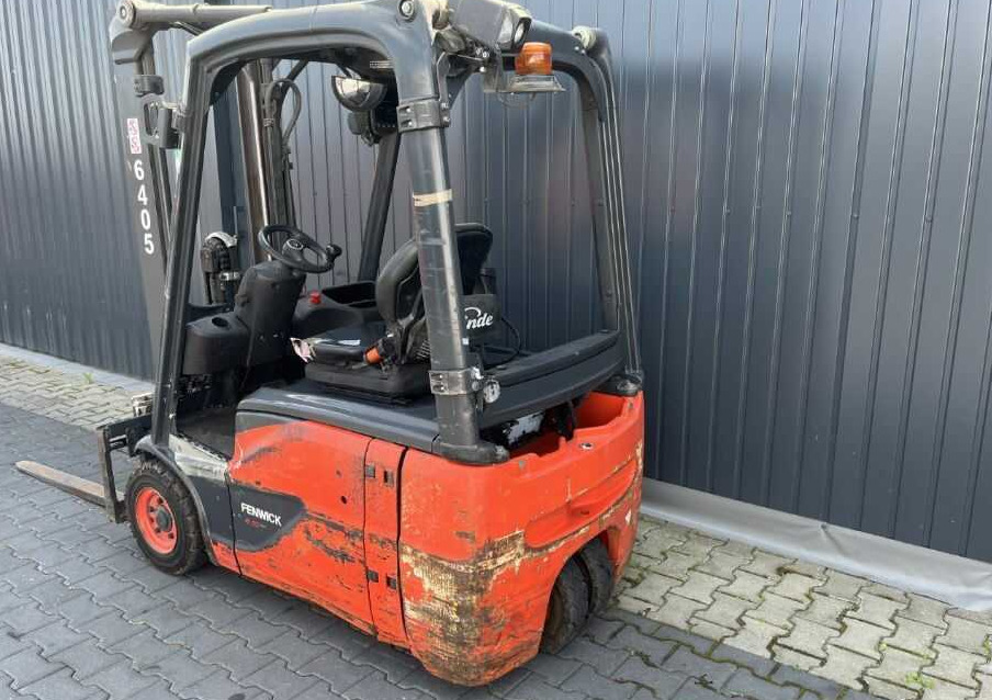 Linde E16-02 - Chariot élévateur électrique: photos 3 Linde E16-02 - Chariot élévateur électrique: photos 3