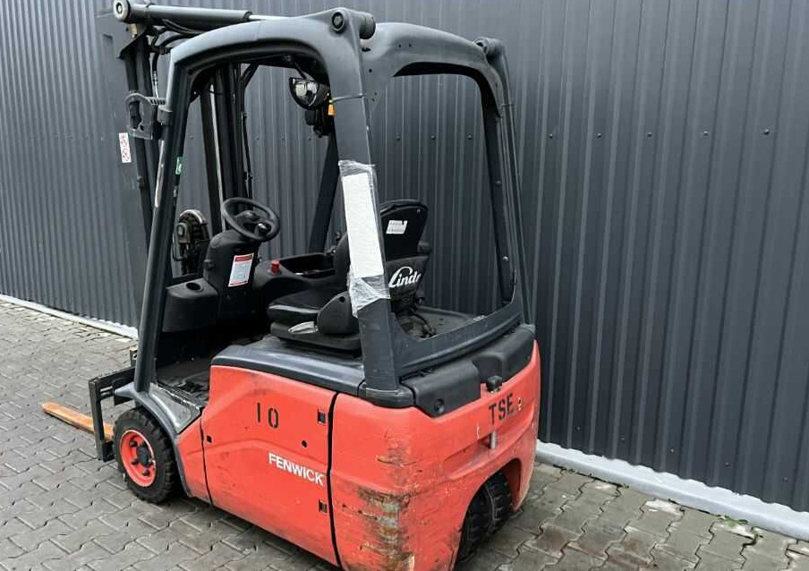 Linde E16C-01 - Chariot élévateur électrique: photos 5 Linde E16C-01 - Chariot élévateur électrique: photos 5