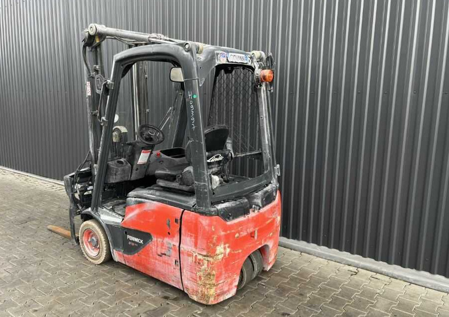 Linde E16C-02 - Chariot élévateur électrique: photos 3 Linde E16C-02 - Chariot élévateur électrique: photos 3
