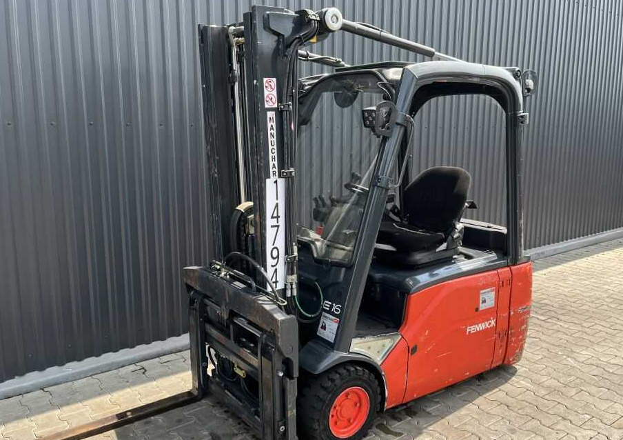 Linde E16L - Chariot élévateur électrique: photos 1 Linde E16L - Chariot élévateur électrique: photos 1