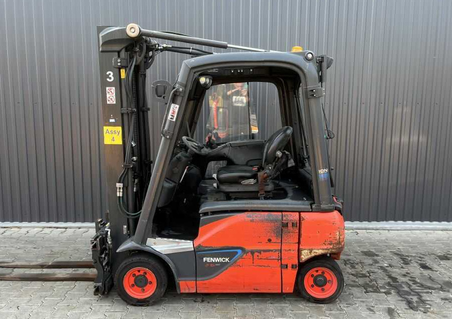 Linde E16P-02 - Chariot élévateur électrique: photos 2 Linde E16P-02 - Chariot élévateur électrique: photos 2