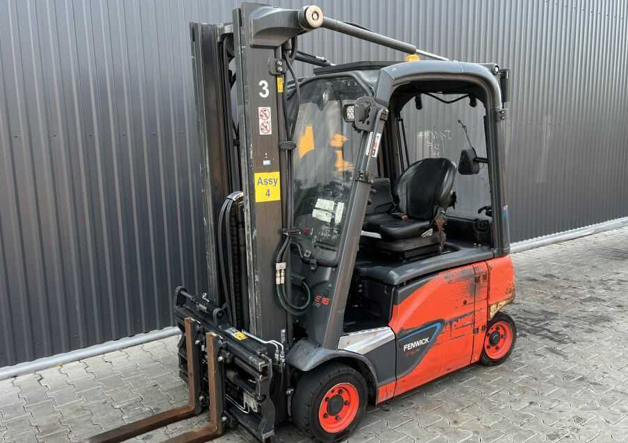 Linde E16P-02 - Chariot élévateur électrique: photos 1 Linde E16P-02 - Chariot élévateur électrique: photos 1