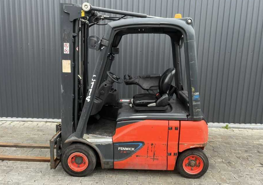 Linde E16P-02 - Chariot élévateur électrique: photos 2 Linde E16P-02 - Chariot élévateur électrique: photos 2