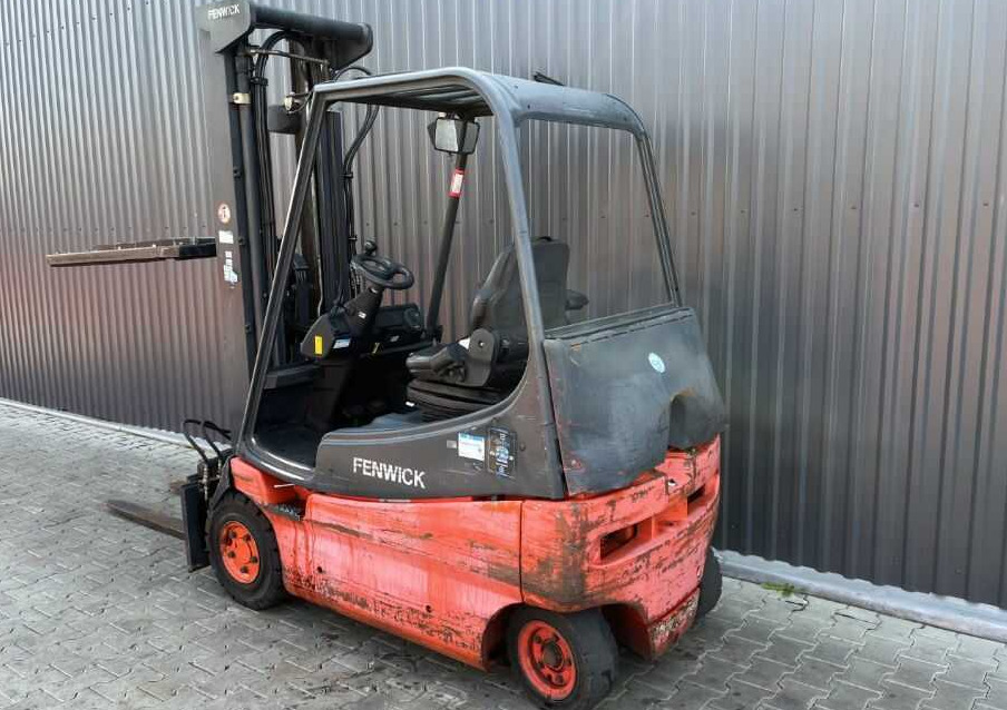 Linde E20-02 - Chariot élévateur électrique: photos 3 Linde E20-02 - Chariot élévateur électrique: photos 3