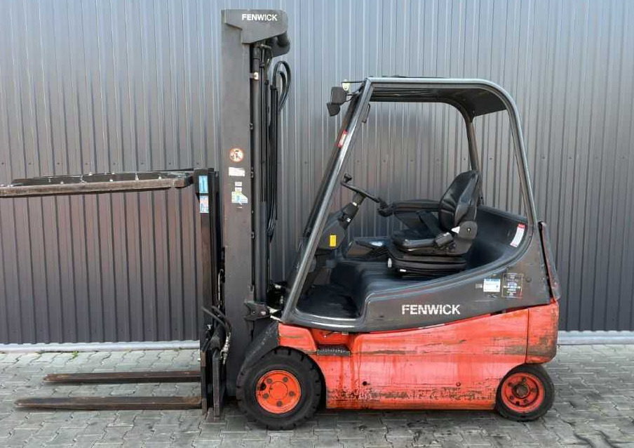Linde E20-02 - Chariot élévateur électrique: photos 2 Linde E20-02 - Chariot élévateur électrique: photos 2