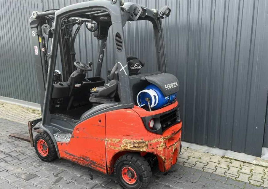 Linde H16T-01 - Chariot élévateur à gaz: photos 3 Linde H16T-01 - Chariot élévateur à gaz: photos 3