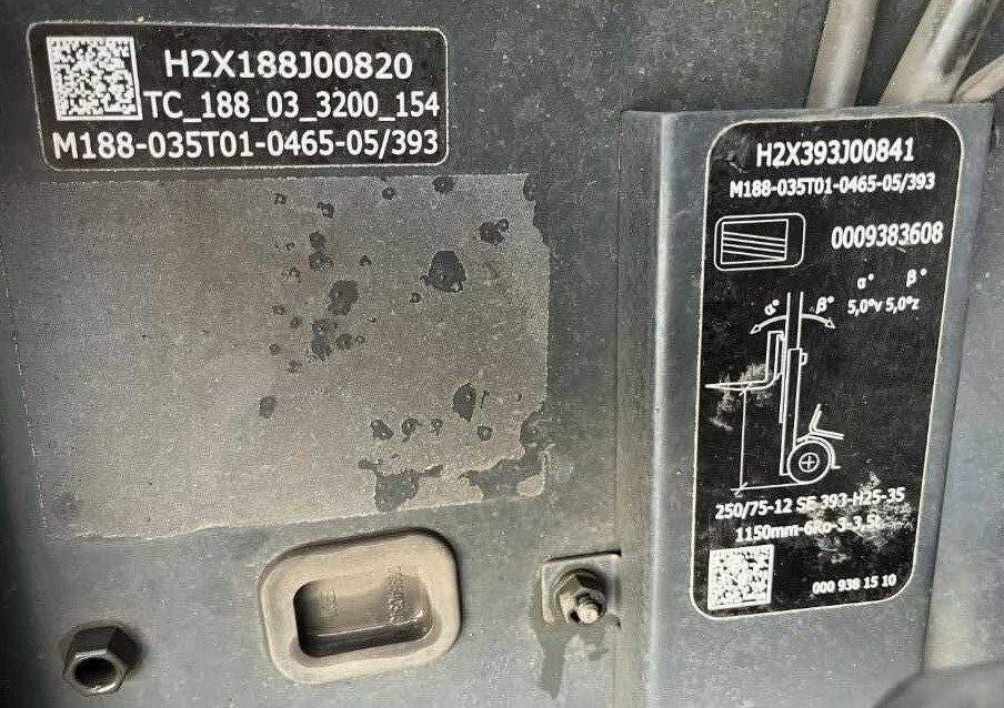 Linde H35T-02 - Chariot élévateur à gaz: photos 4 Linde H35T-02 - Chariot élévateur à gaz: photos 4