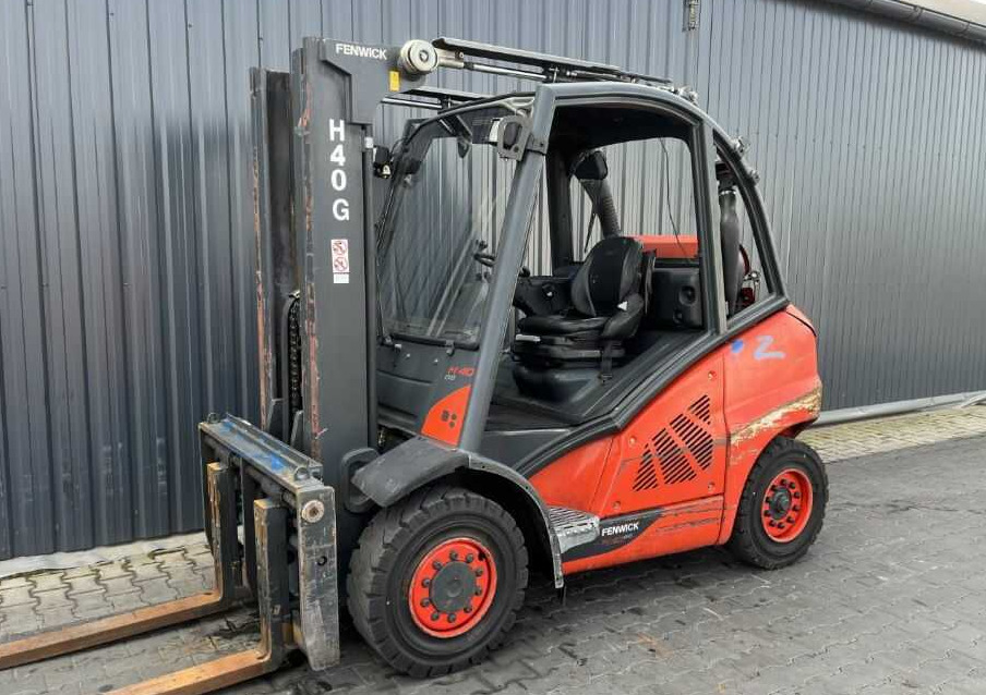 Linde H40T-02 - Chariot élévateur à gaz: photos 1 Linde H40T-02 - Chariot élévateur à gaz: photos 1