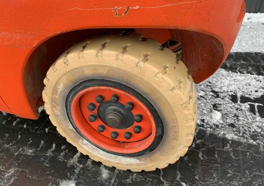 Linde H45T-01 - Chariot élévateur à gaz: photos 3 Linde H45T-01 - Chariot élévateur à gaz: photos 3