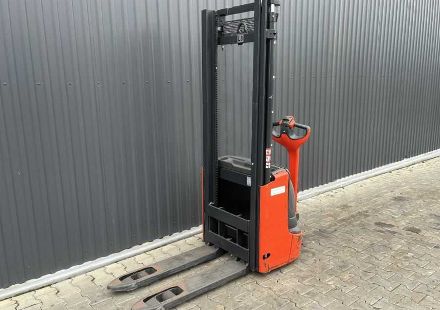 Linde L10 - Gerbeur: photos 1 Linde L10 - Gerbeur: photos 1