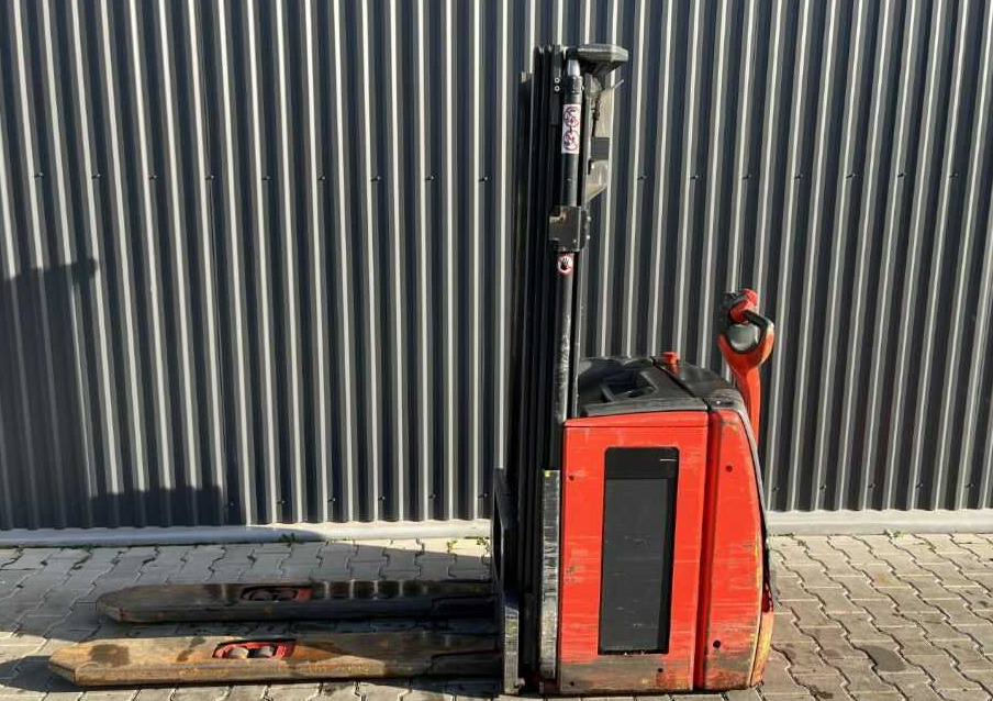 Linde L16 - Gerbeur: photos 3 Linde L16 - Gerbeur: photos 3