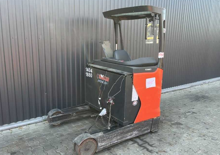 Linde R14HD-01 - Chariot à mât rétractable: photos 1 Linde R14HD-01 - Chariot à mât rétractable: photos 1
